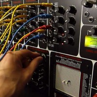 Analogue Solutions：シンセメーカー、代理店リンク